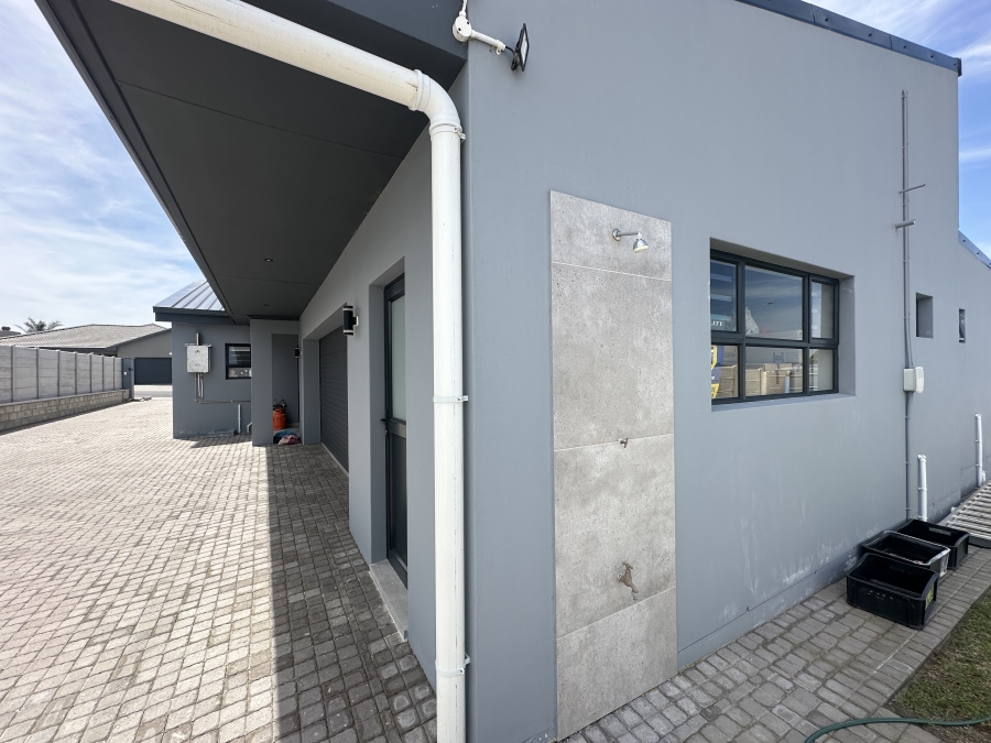 2 Bedroom Property for Sale in Reebok Western Cape